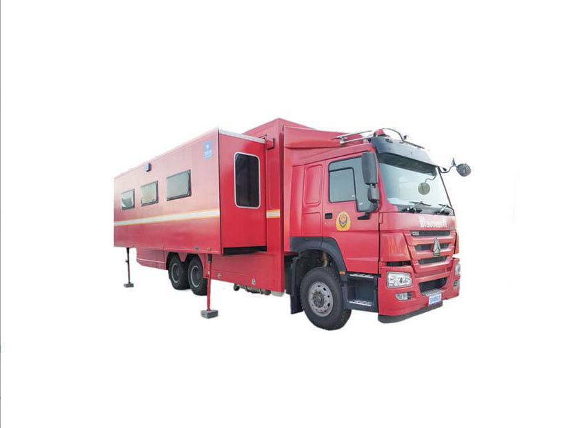上海消防車制造廠家上海格拉曼國際消防配備無限公司舉行8臺PM60消防車發(fā)車典禮